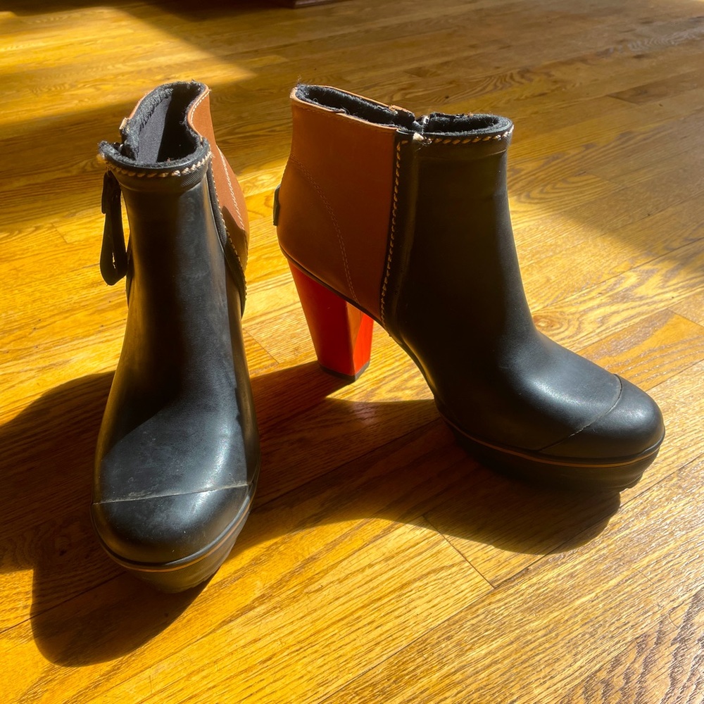 Sorel Medina Ankle Boots